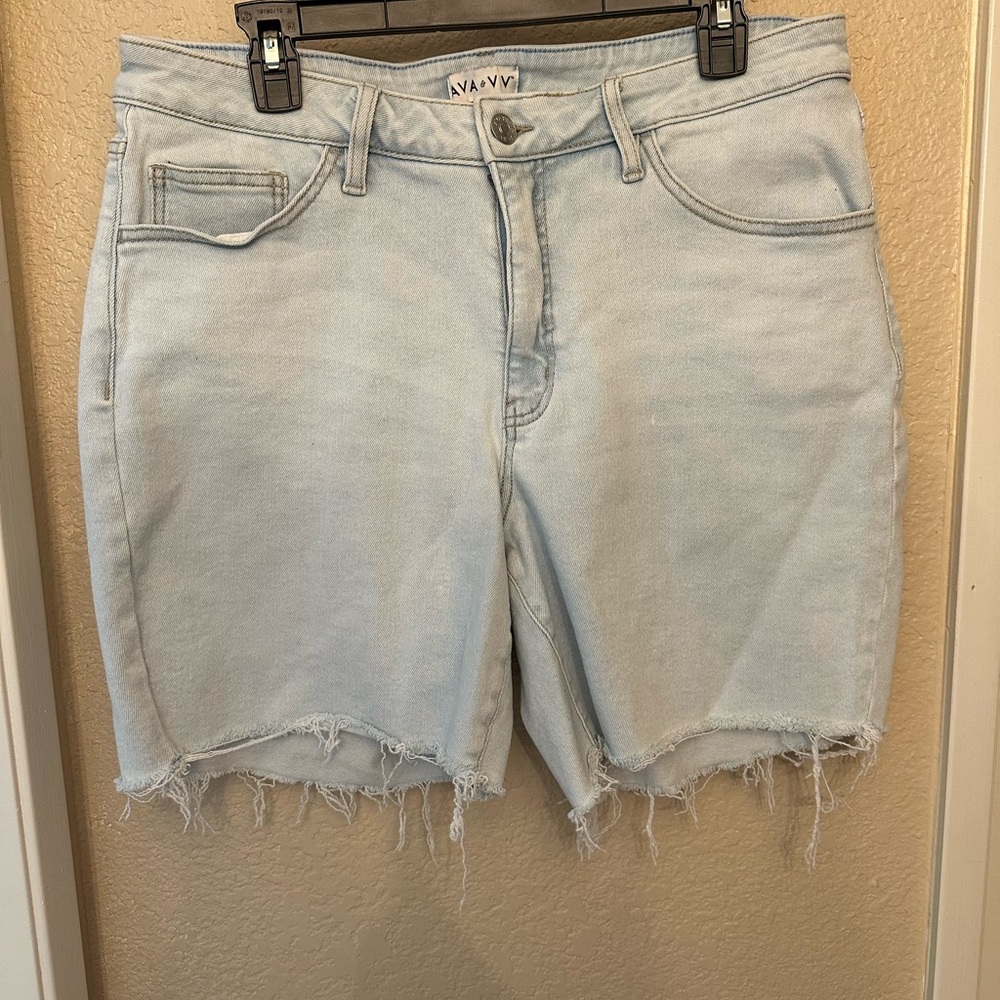 Women’s Bermuda Shorts